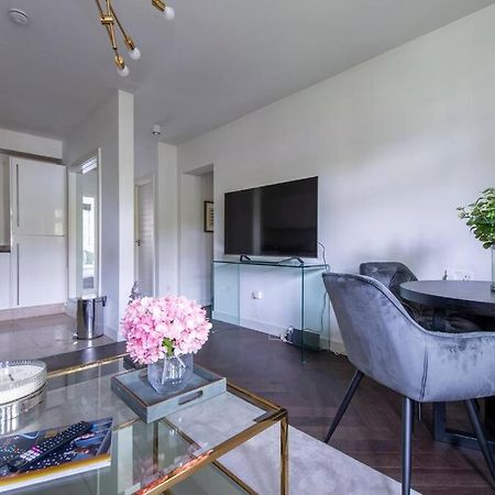 2 Bedroom Modern Urban Sanctuary 1Cc - Cherrydeal Londres Exterior foto