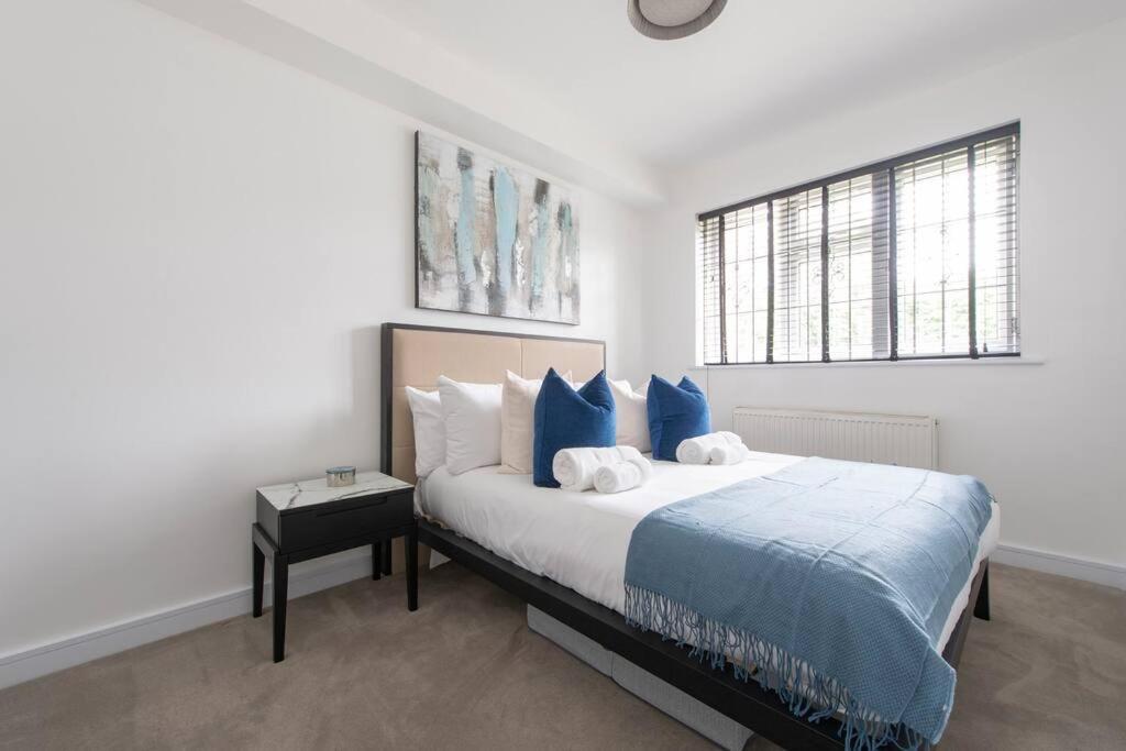 2 Bedroom Modern Urban Sanctuary 1Cc - Cherrydeal Londres Exterior foto