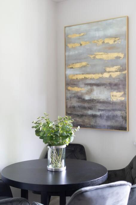 2 Bedroom Modern Urban Sanctuary 1Cc - Cherrydeal Londres Exterior foto