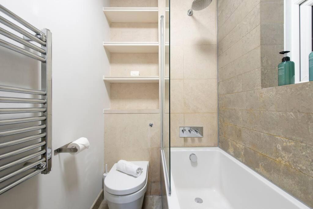2 Bedroom Modern Urban Sanctuary 1Cc - Cherrydeal Londres Exterior foto